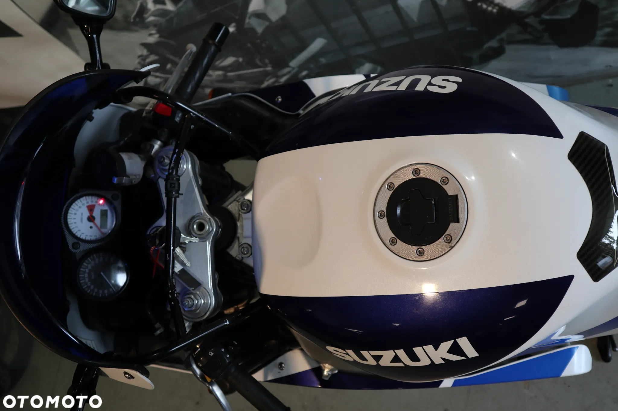 Suzuki GSX-R - 9