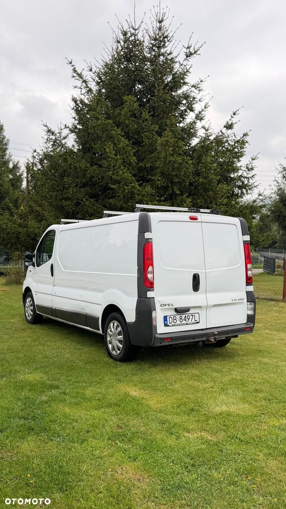 Opel Vivaro - 3