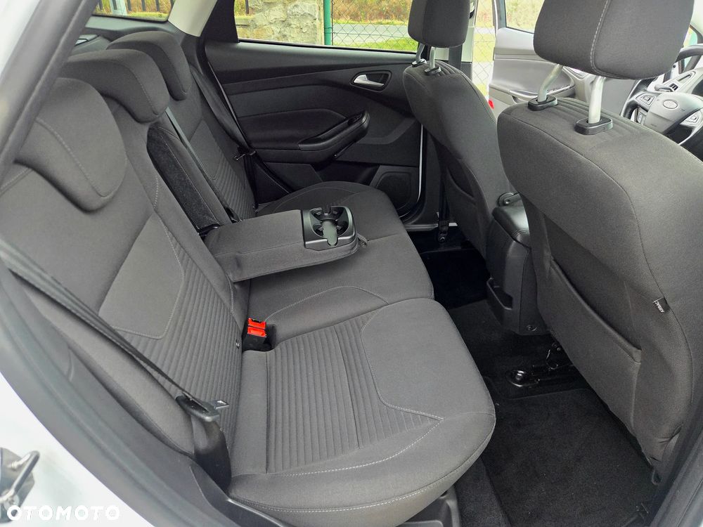 Ford Focus 1.0 EcoBoost Titanium - 8