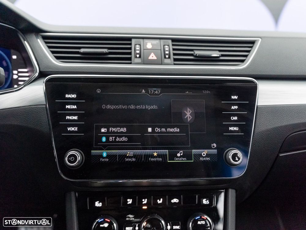 Skoda Superb Break 2.0 TDI DSG - 30