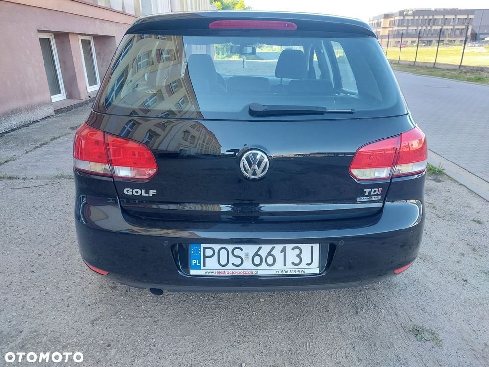 Volkswagen Golf - 8