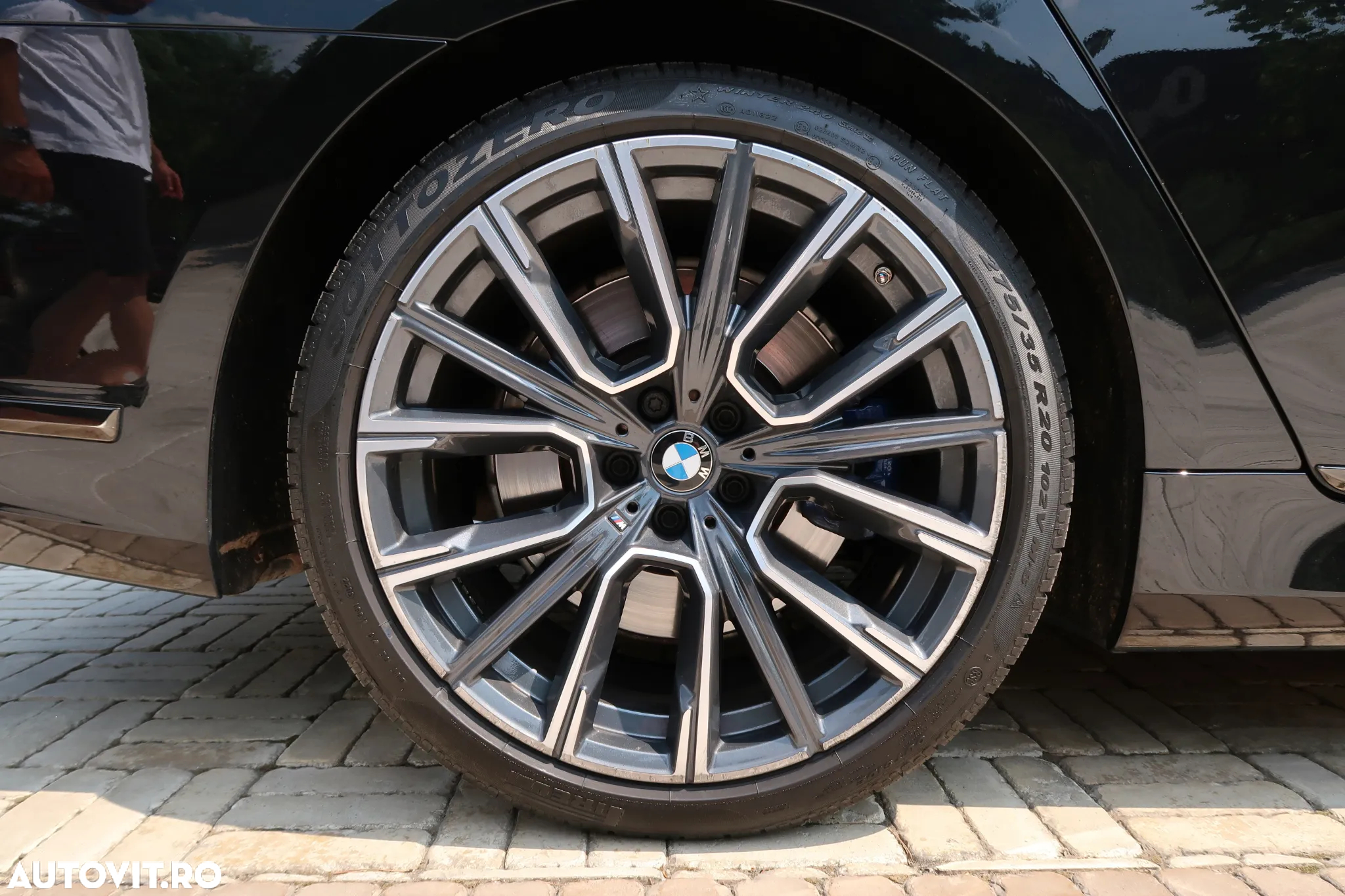 BMW Seria 7 745Le AT PHEV - 31