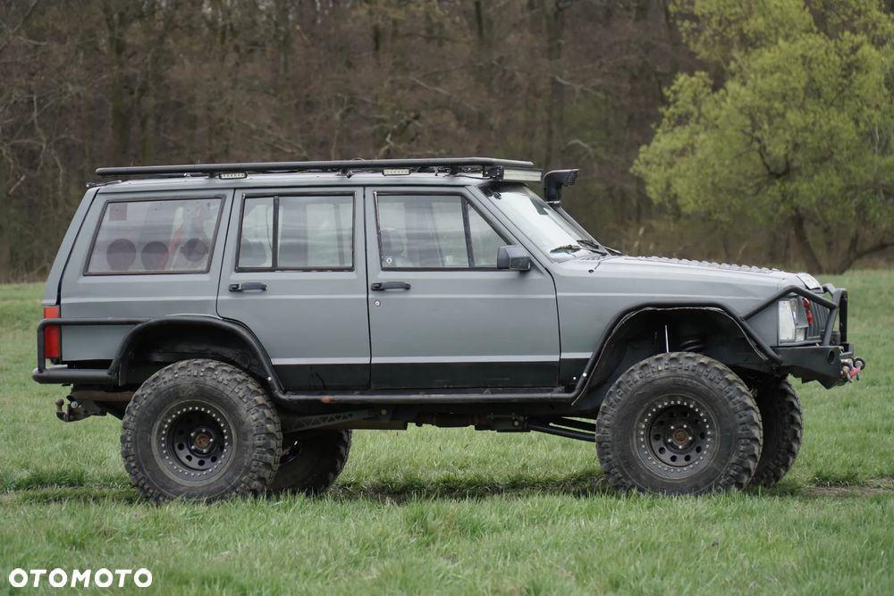 Jeep Cherokee 4.0 - 6
