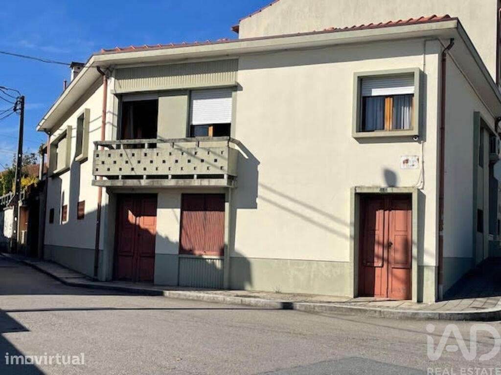Casa / Villa T5 em Baguim do Monte (Rio Tinto) de 298,00 m2 - Grande imagem: 5/22