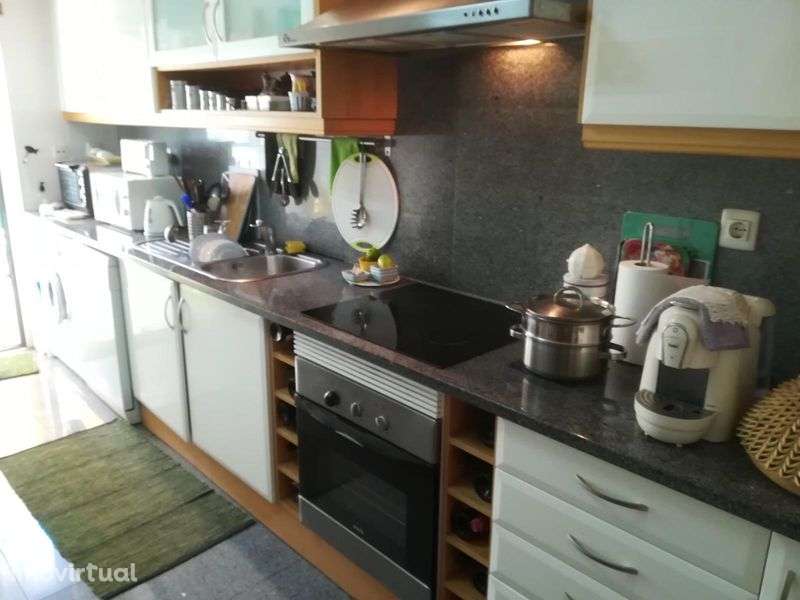 Apartamento T1, Jardim, Garagem, lugar garagem - Grande imagem: 2/9