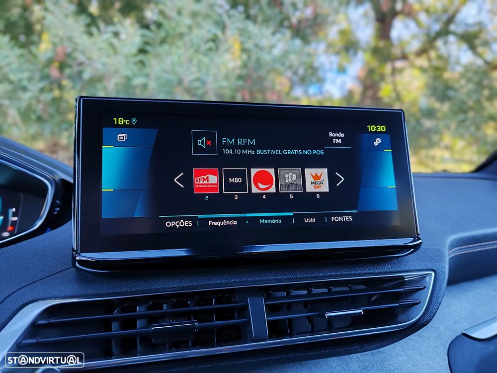 Peugeot 3008 1.6 Hybrid GT Pack e-EAT8 - 28