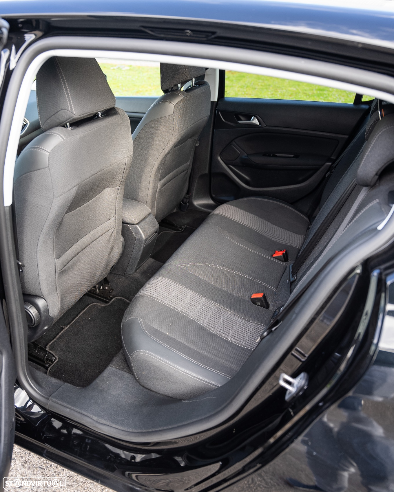 Peugeot 308 1.2 PureTech Allure Full LED EAT8 - 35
