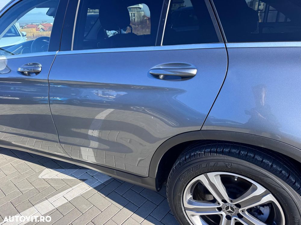 Mercedes-Benz GLC 220 d 4MATIC - 33