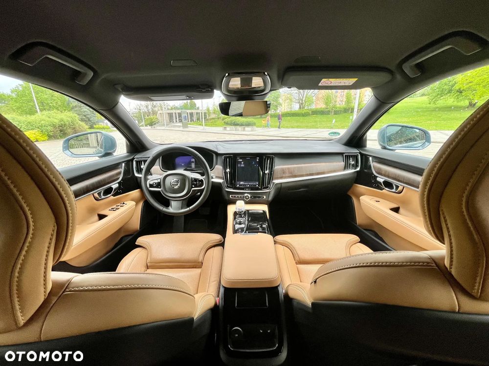 Volvo V90 T6 AWD Plug-In Hybrid Plus Bright - 21