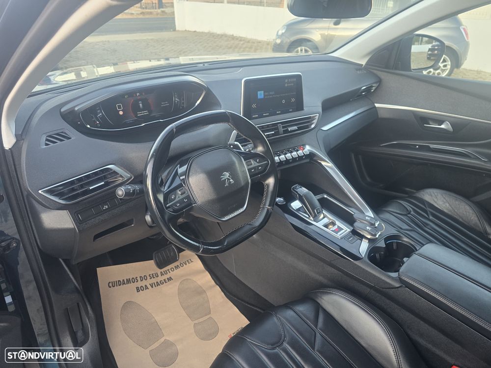 Peugeot 5008 1.5 BlueHDi Allure EAT8 - 3