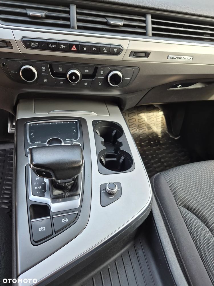 Audi Q7 - 8