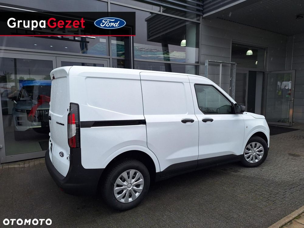 Ford Transit Courier - 2