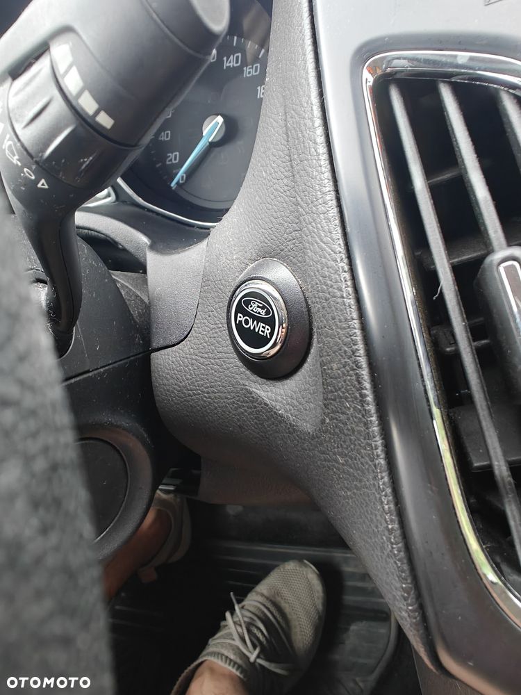Ford Focus - 8