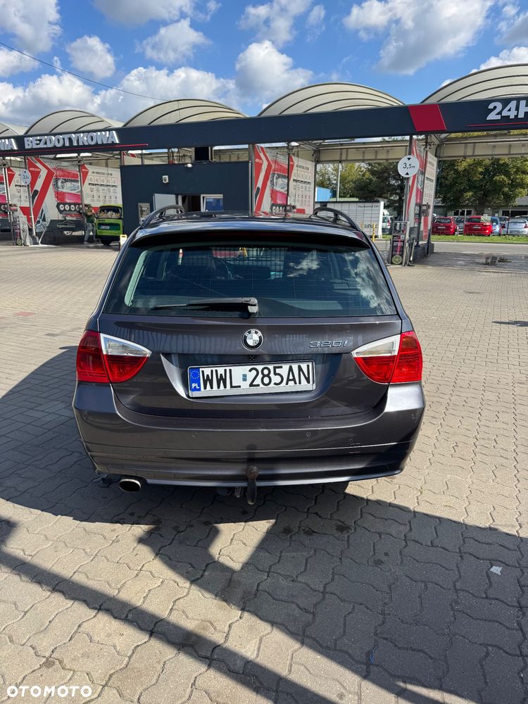 BMW Seria 3 - 6