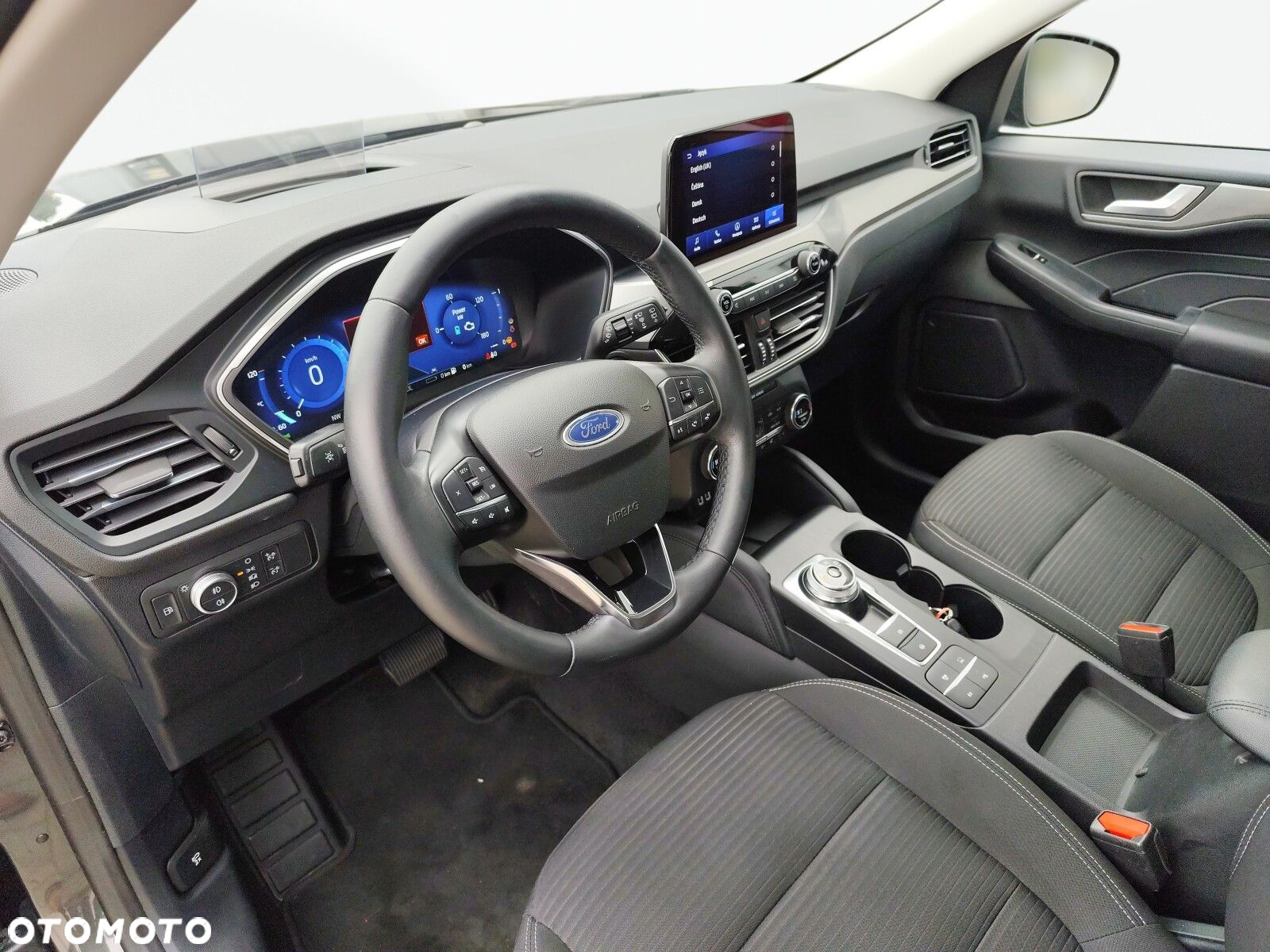 Ford Kuga - 9