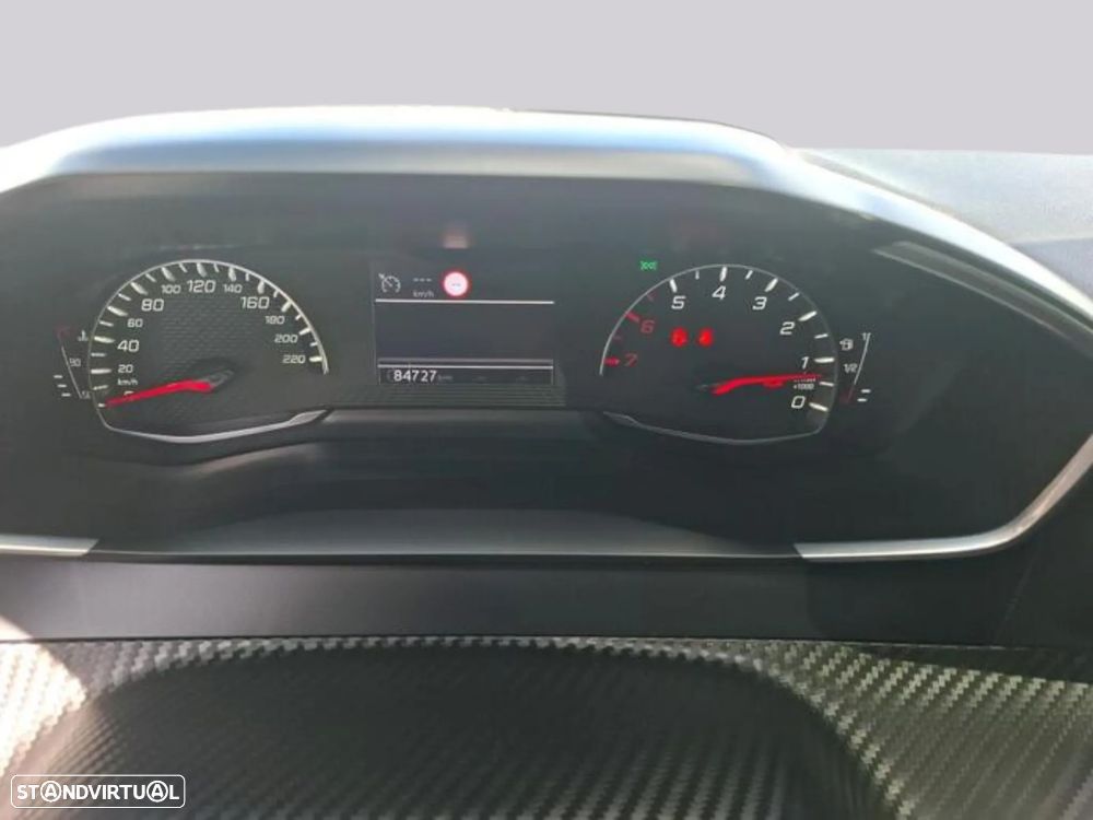 Peugeot 2008 - 4