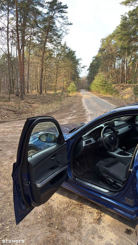 BMW Seria 3 320d - 12