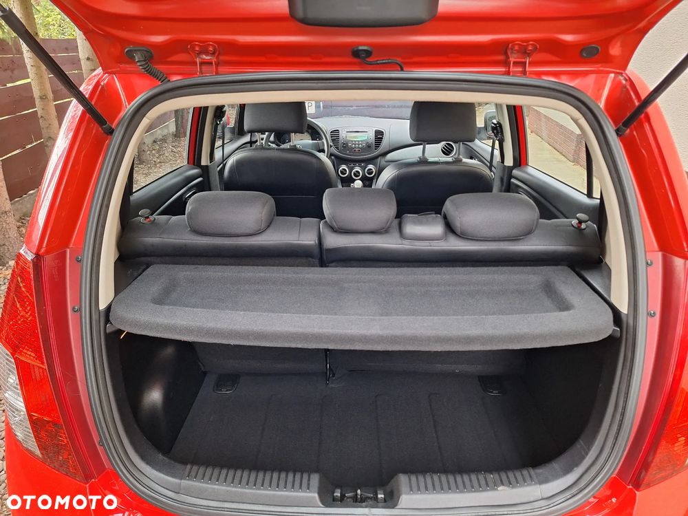 Hyundai i10 - 10