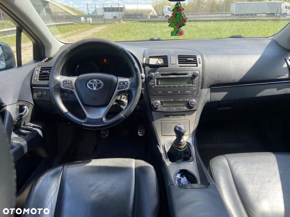 Toyota Avensis 2.0 D-4D Sol - 9