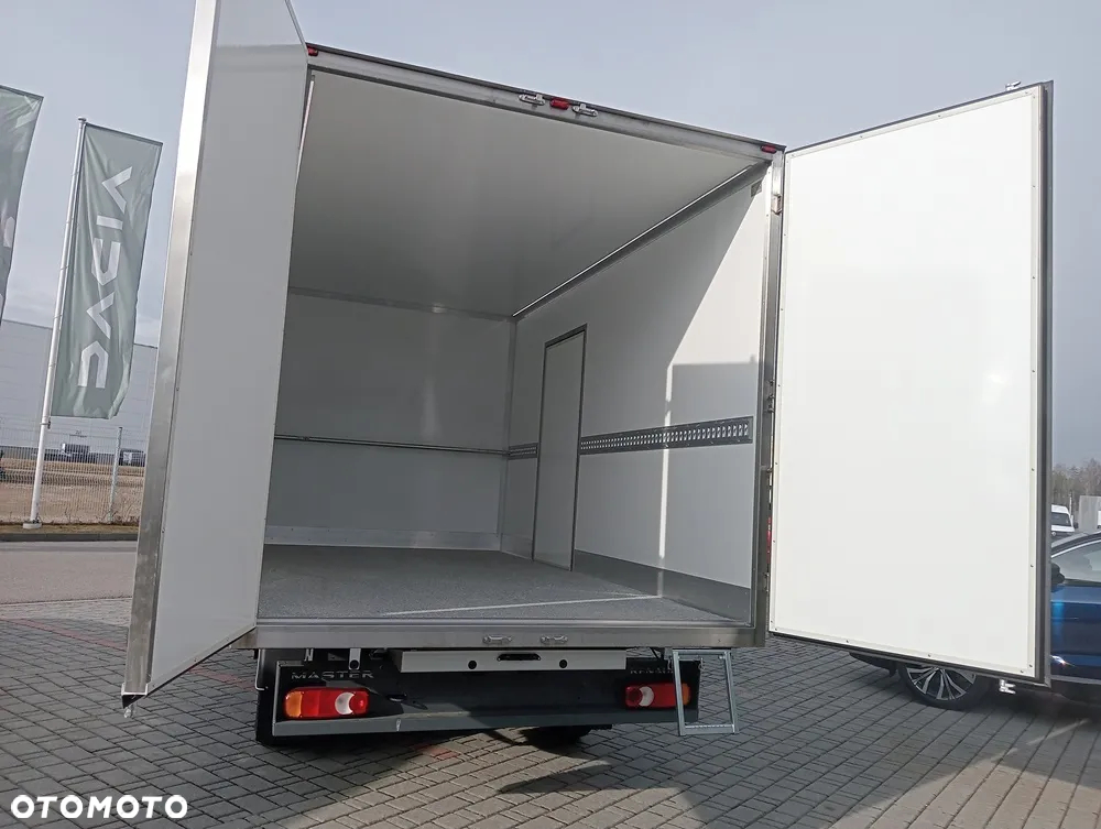 Renault Master - 10
