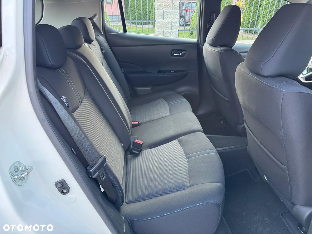 Nissan Leaf 40 kWh ACENTA - 19