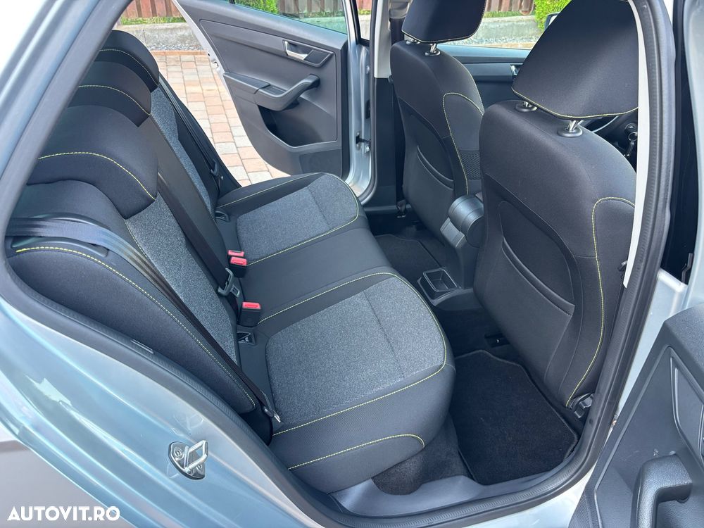 Skoda Fabia 1.0 MPI Soleil - 9