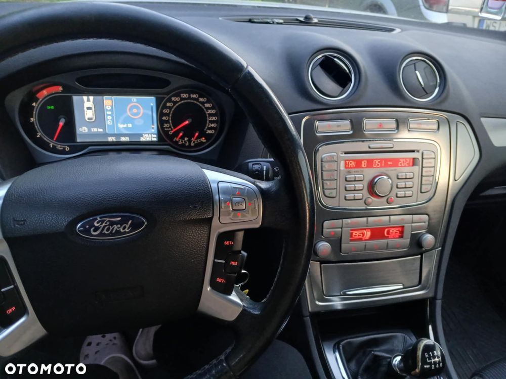 Ford Mondeo - 7
