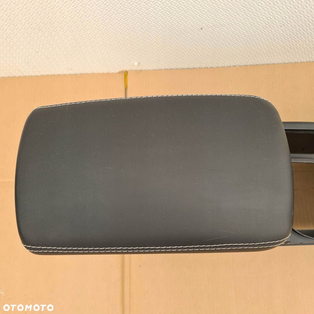 nissan qashqai j10 lift podłokietnik tunel skóra - 2