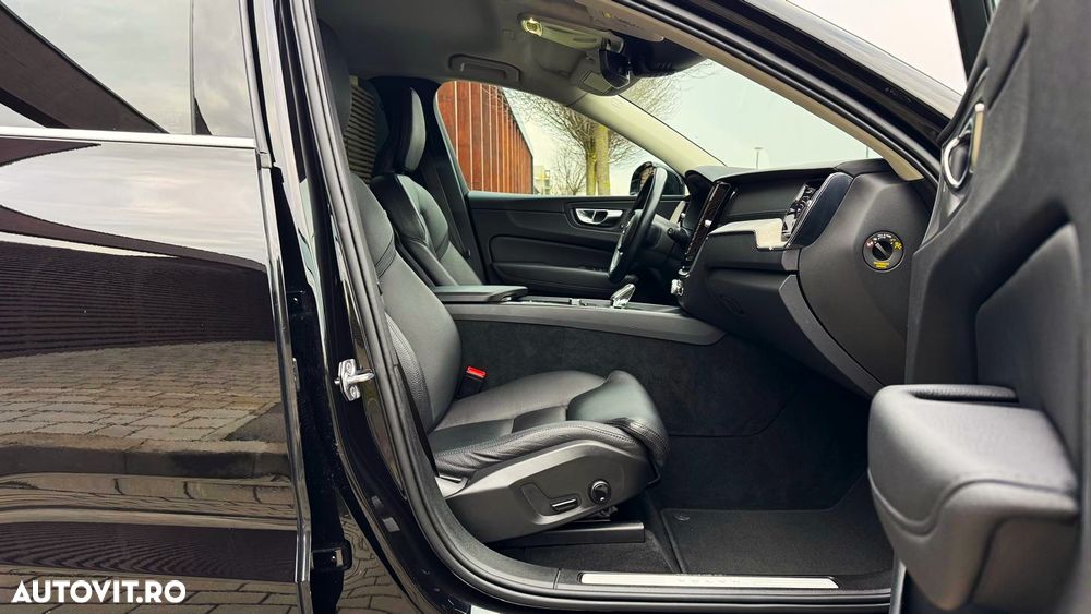 Volvo XC 60 B4 D AWD Geartronic Inscription - 24