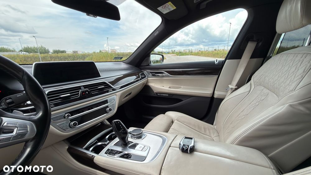 BMW Seria 7 740Ld xDrive - 22