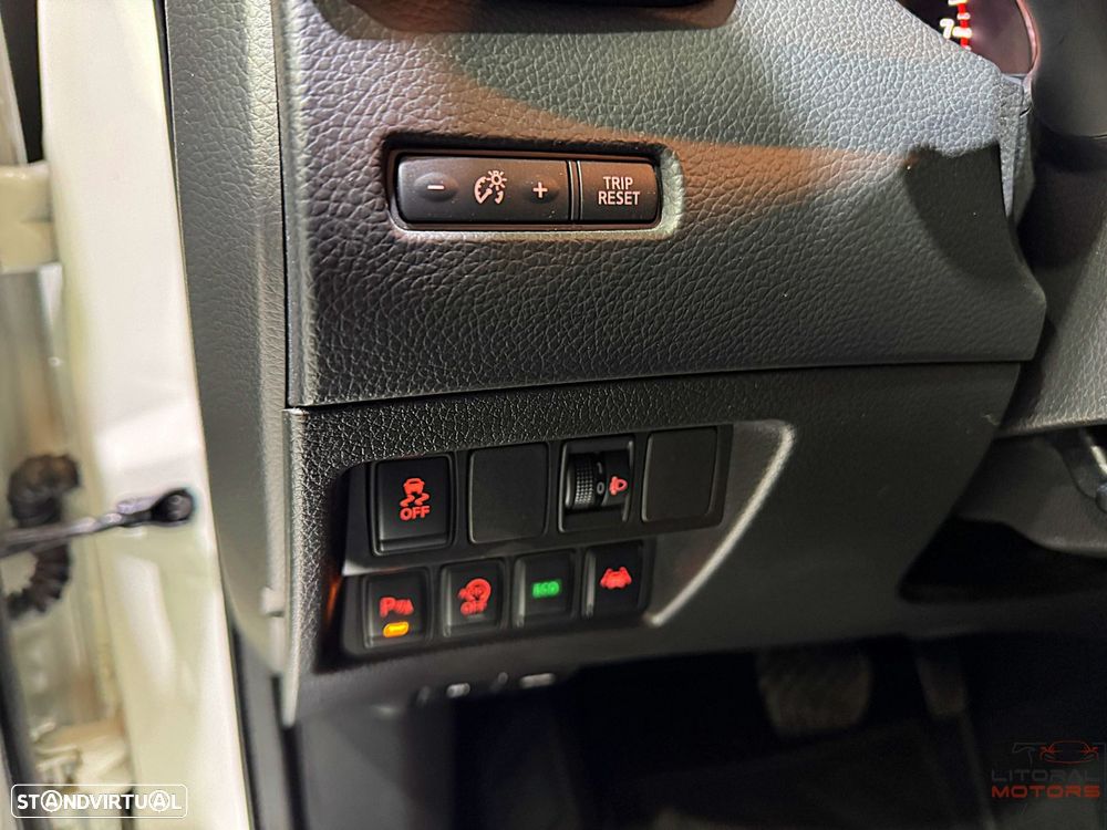 Nissan Qashqai 1.2 DIG-T N-Connecta RS 18 Xtronic - 18