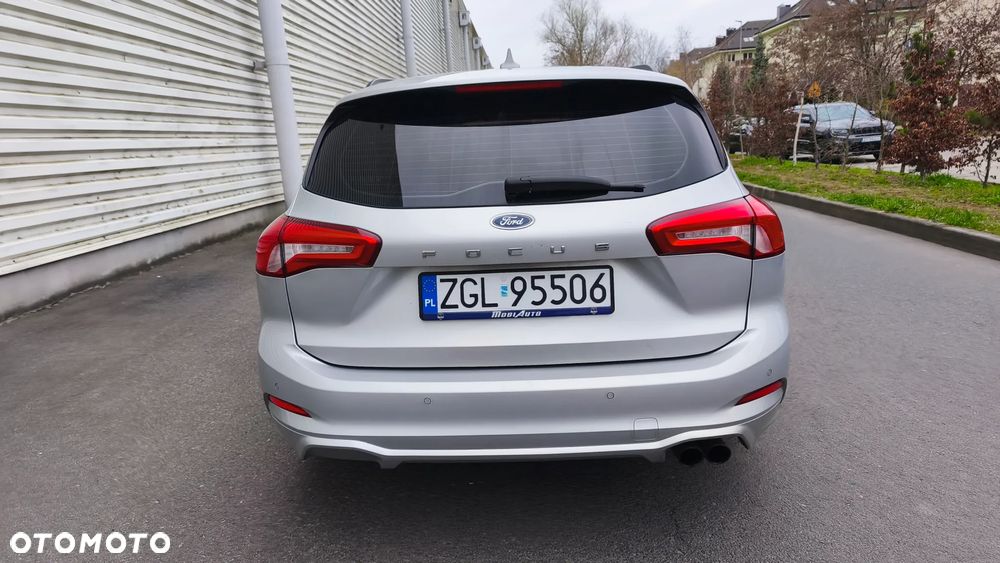 Ford Focus 1.5 EcoBlue Start-Stopp-System ST-LINE DESIGN - 9