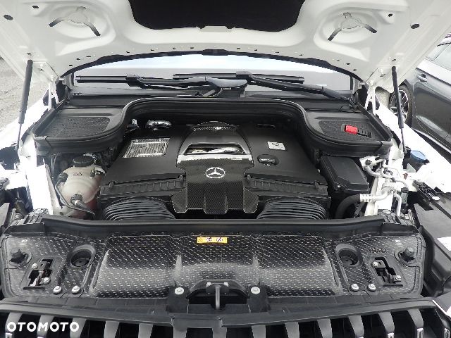 Mercedes-Benz GLS - 24