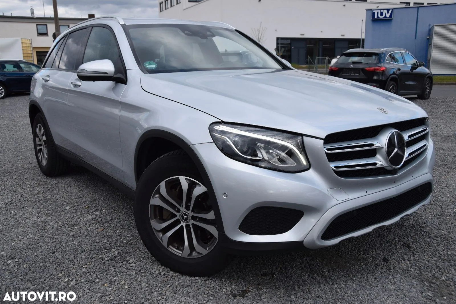 Mercedes-Benz GLC 250 d 4Matic 9G-TRONIC AMG Line - 15