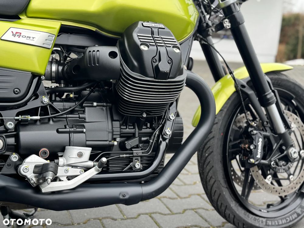 Moto Guzzi V7 - 13