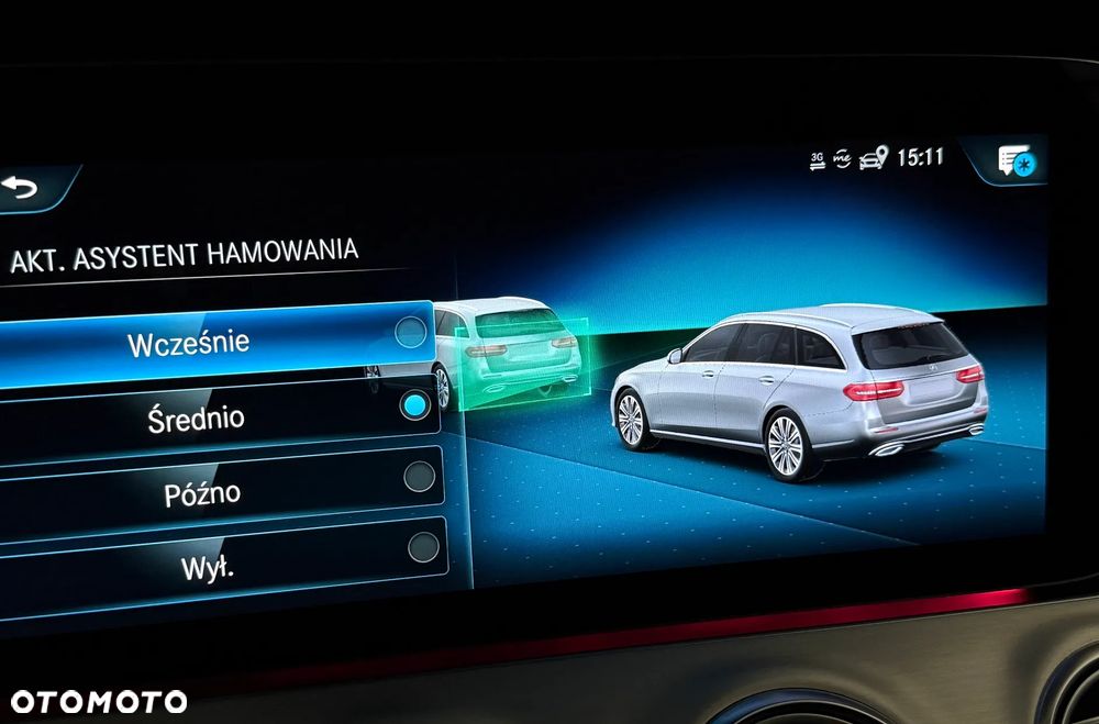 Mercedes-Benz Klasa E 220 d 4-Matic AMG/Avantgarde - 24