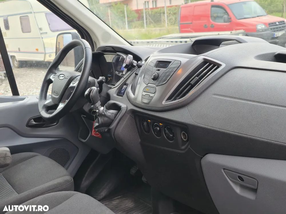 Ford Transit - 19