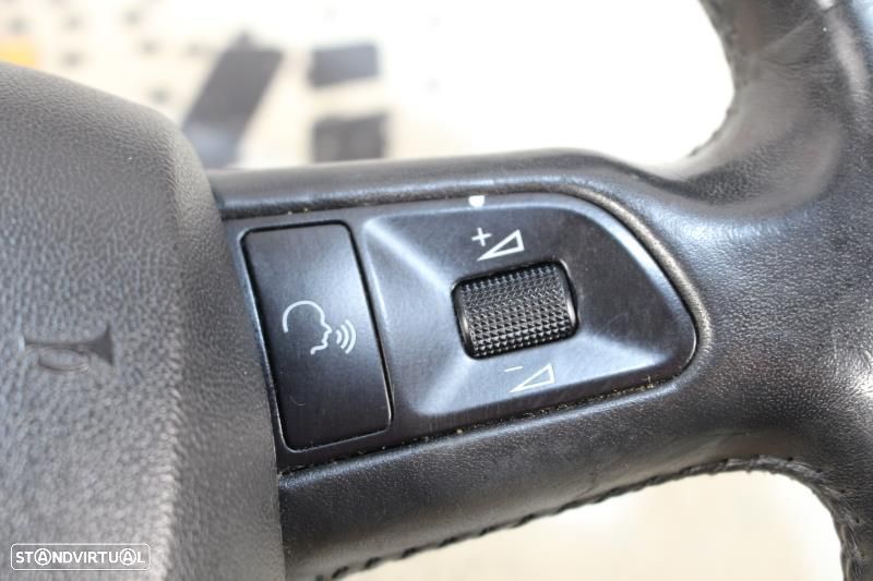 Volante Audi A4 (8K2, B8)  Volante Audi A3 8P / A4 B6 B7 B8 / A5 8T / - 10