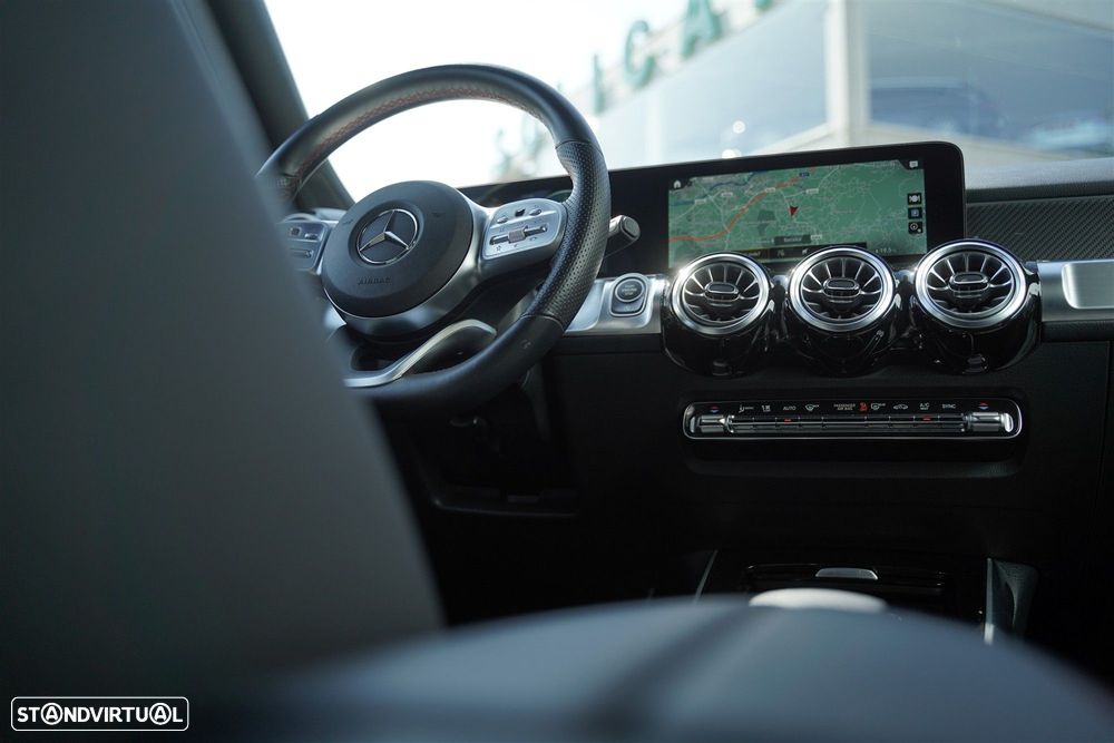 Mercedes-Benz GLB 180 d AMG Line - 20
