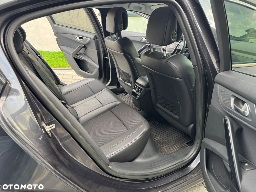 Peugeot 508 HDi FAP 140 Allure - 8