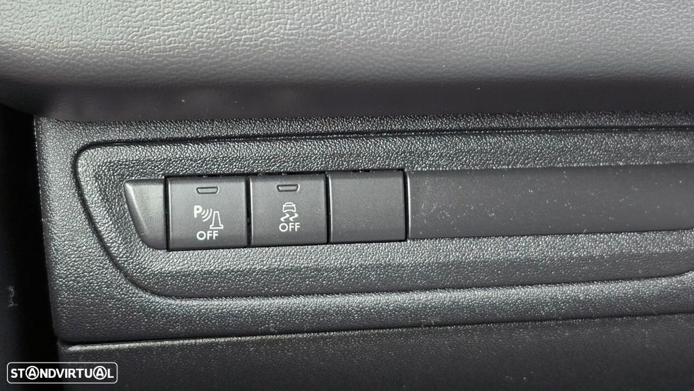 Peugeot 208 1.2 PureTech Style - 11