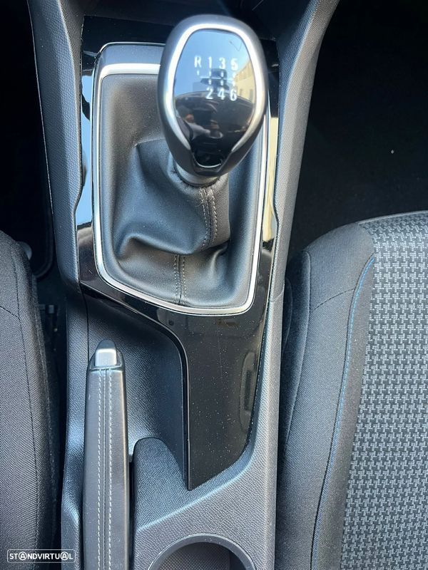 Peugeot 308 SW 1.5 BlueHDi Style J17 - 21