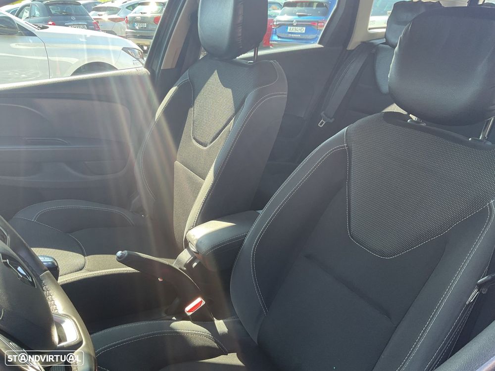 Renault Clio 1.5 dCi Limited - 18