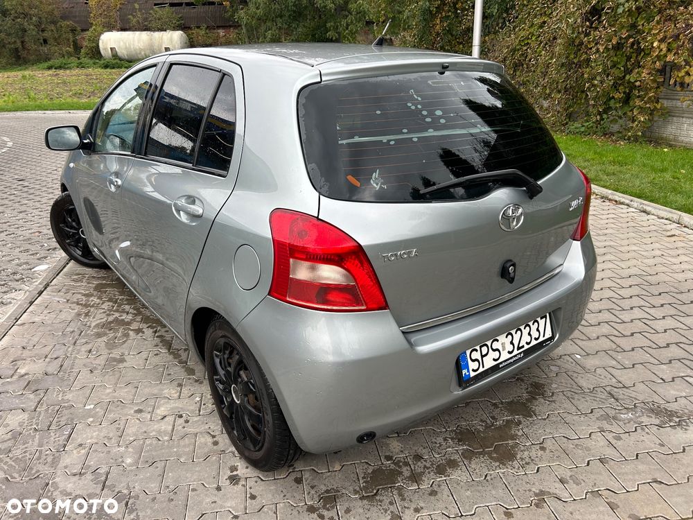 Toyota Yaris 1.3 VVT-i Cool - 16