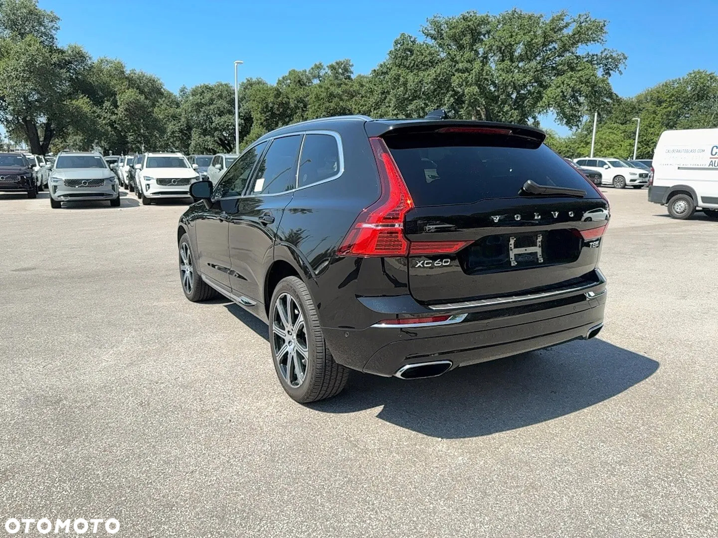 Volvo XC 60 T5 AWD R-Design - 3