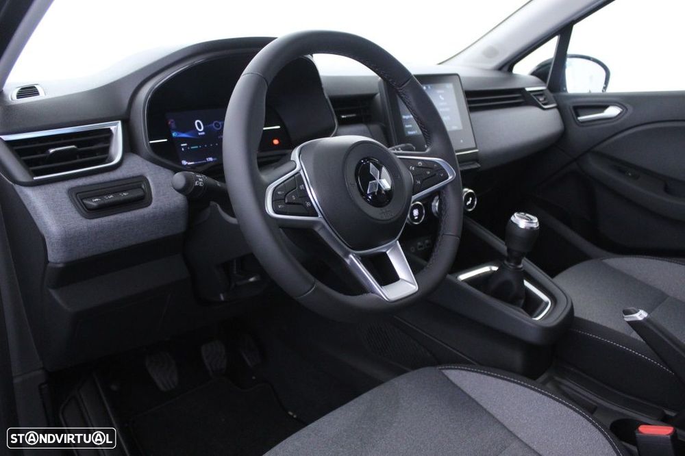 Mitsubishi Colt - 21