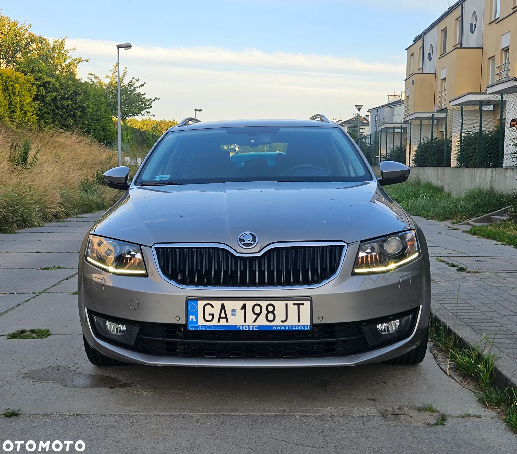 Skoda Octavia 2.0 TDI Style - 1