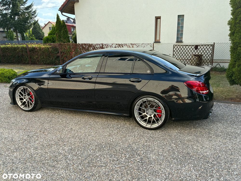 Mercedes-Benz Klasa C AMG 63 S AMG Speedshift 7G-MCT - 16