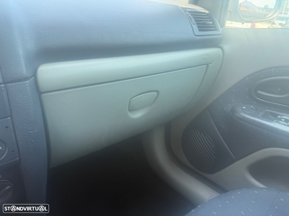 Renault Clio 1.2 16V Best Years - 19