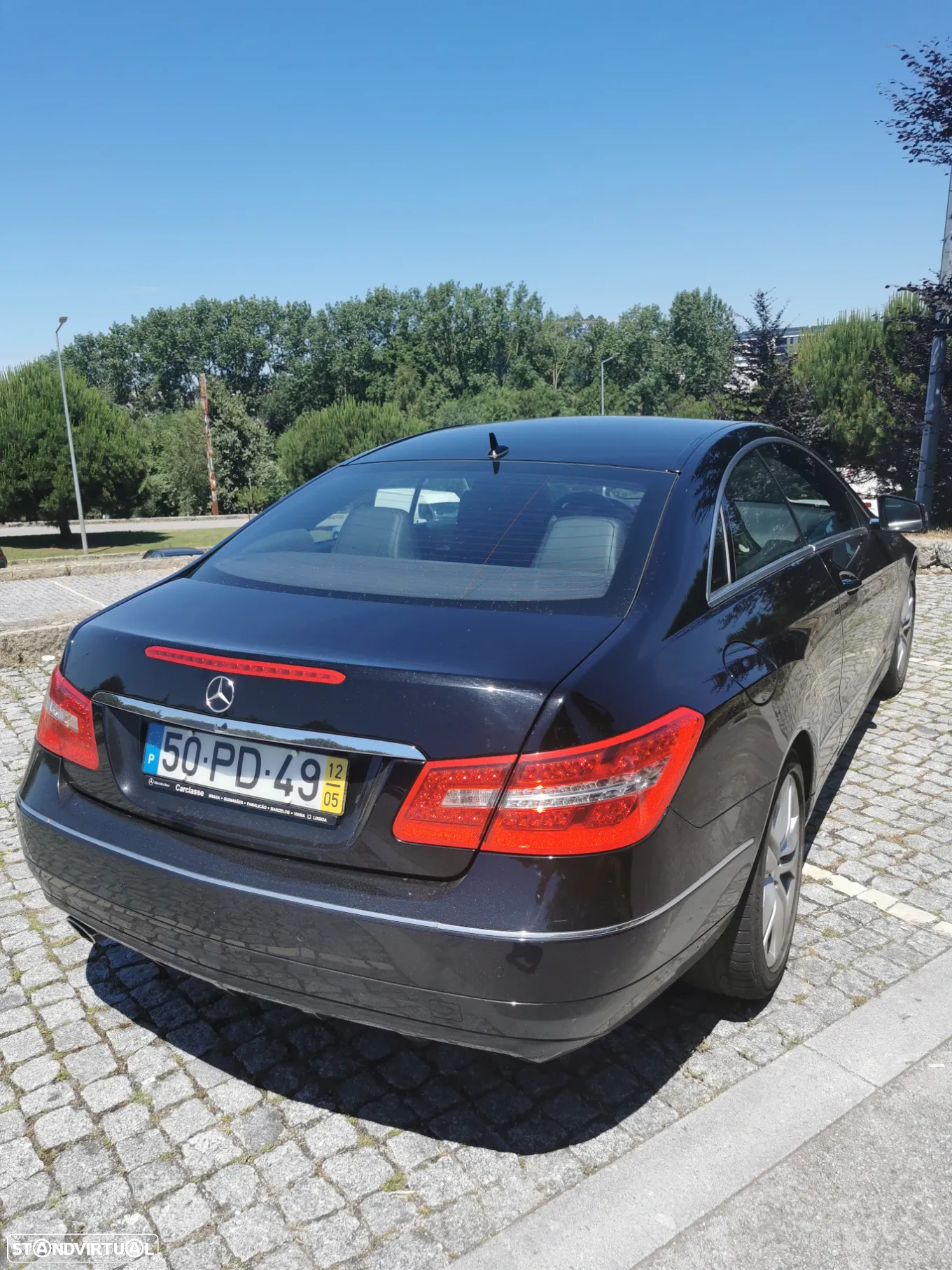 Mercedes-Benz E 220 CDi Avantgarde BlueEfficiency - 4